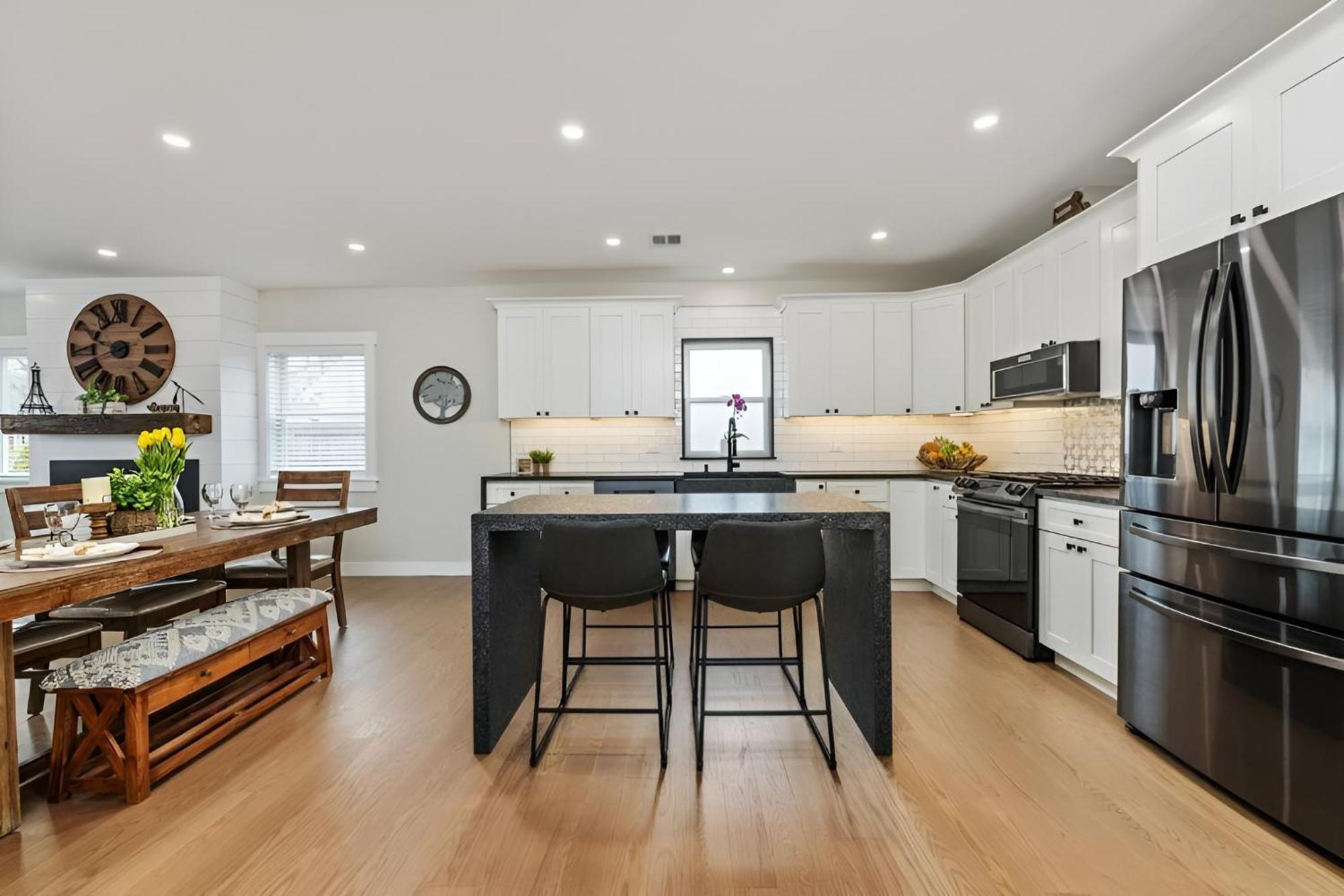 Renovated & Sophisticated Home Near Beach & Shops! Barnstable Esterno foto
