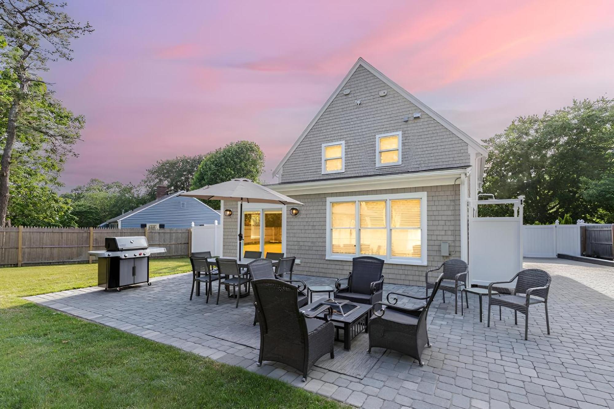 Renovated & Sophisticated Home Near Beach & Shops! Barnstable Esterno foto