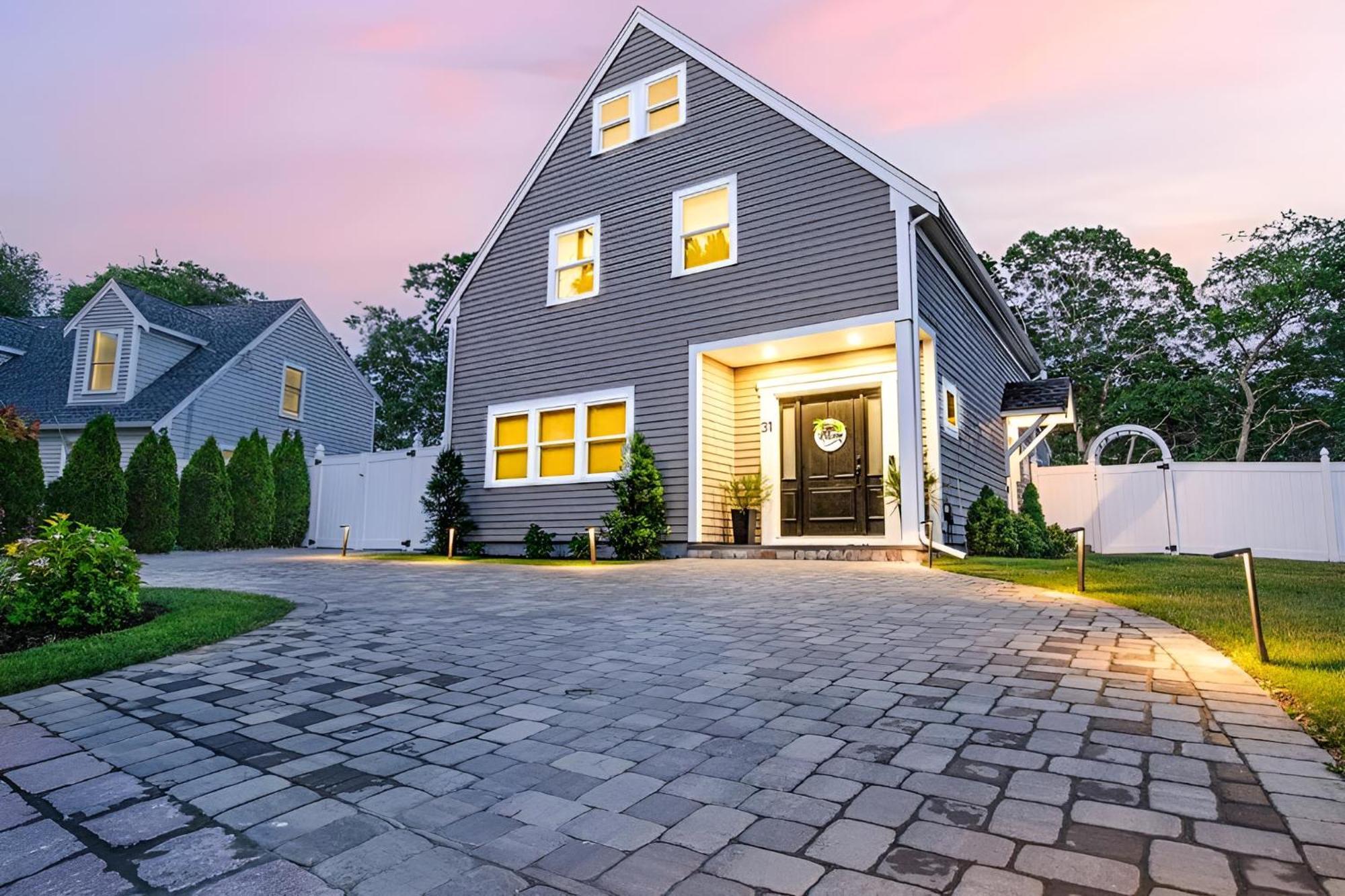 Renovated & Sophisticated Home Near Beach & Shops! Barnstable Esterno foto