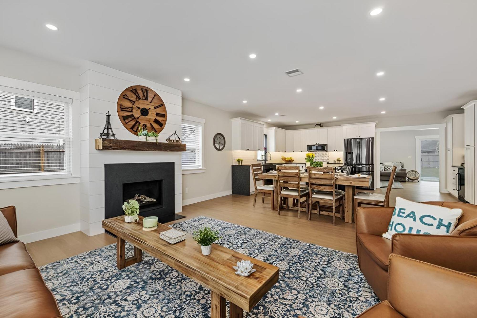 Renovated & Sophisticated Home Near Beach & Shops! Barnstable Esterno foto
